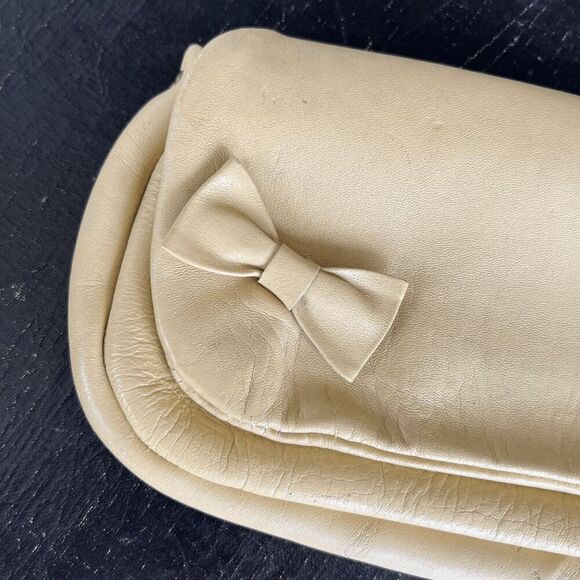 Vintage Letisse Cream Leather Bow Clutch Purse Zip Pockets 50s, Butter Yellow - Picture 6 of 9
